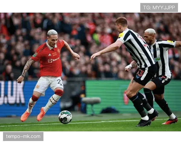 拉什福德传球视野惊艳,成为曼联进攻新引擎 拉什福德传球视野惊艳,成为曼联进攻新引擎