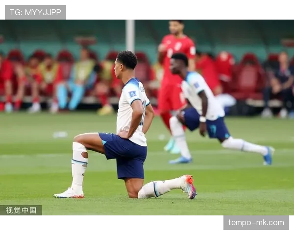 贝林厄姆领衔英格兰新黄金一代,剑指2026世界杯荣耀 贝林厄姆领衔英格兰新黄金一代,剑指2026世界杯荣耀